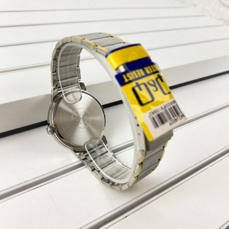Reloj Q&q Qa42j401y