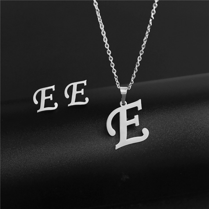Collar Inicial E