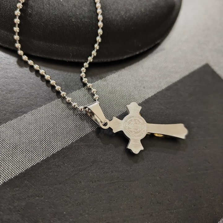 Collar Cruz