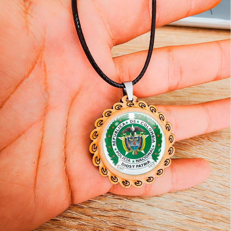 Collar Policia Escudo