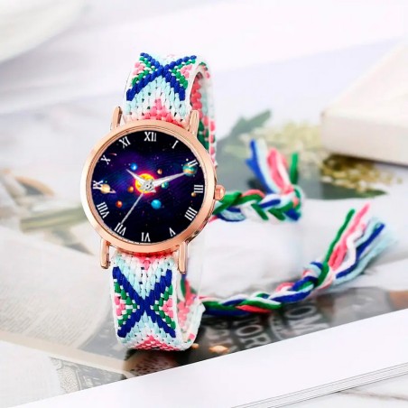 Reloj Sistema Solar Dorado