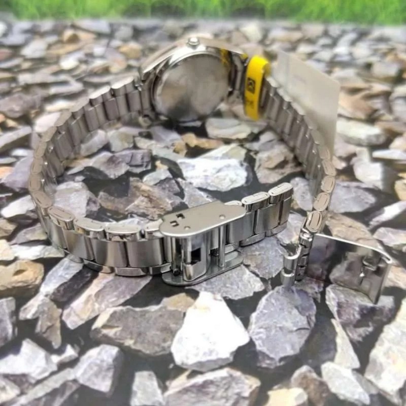 Reloj Mujer Qyq Analógico Q639j205y