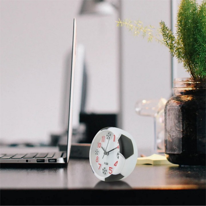 Reloj De Mesa Despertador Balon Futbol Soccer Unisex+bateria