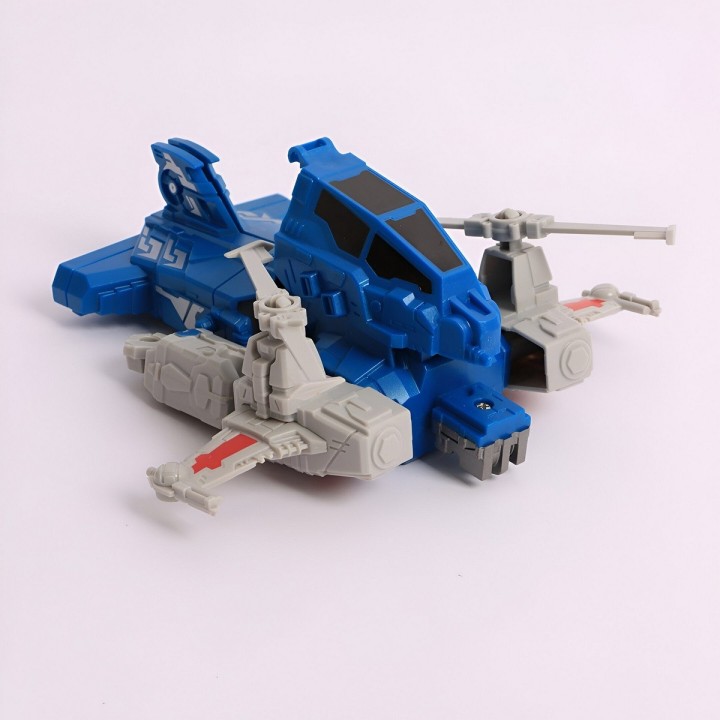 Figura Transformers Avion Robot Coleccionable Transformable