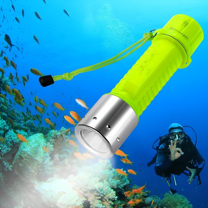 Linterna Subacuática Profesional De Alta Visibilidad Xq-1