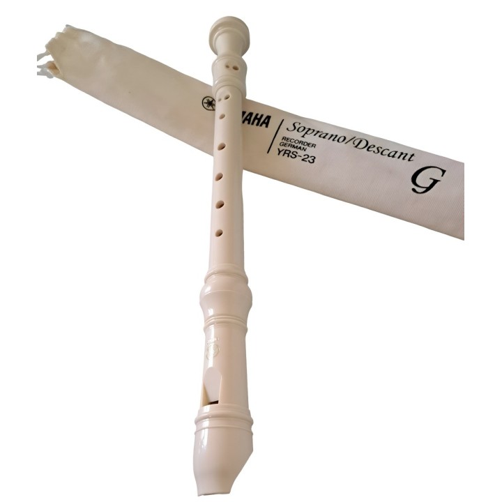 Flauta Profesional Yamaha Yrs23 Color Crema Portable
