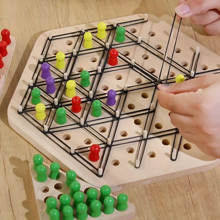 Juego De Mesa Ajedrez En Triangulo En Madera Interactivo