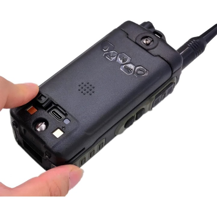 Radio Uv-98pro Ip68 Impermeable Banda Dual Largo Alcance