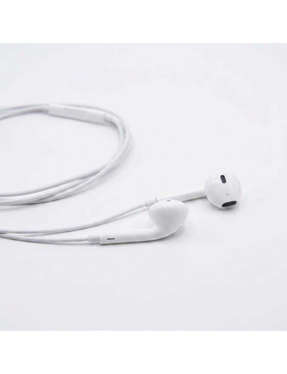 Audífonos E4 Manos Libres Jack 3.5mm Extra Bass Blanco