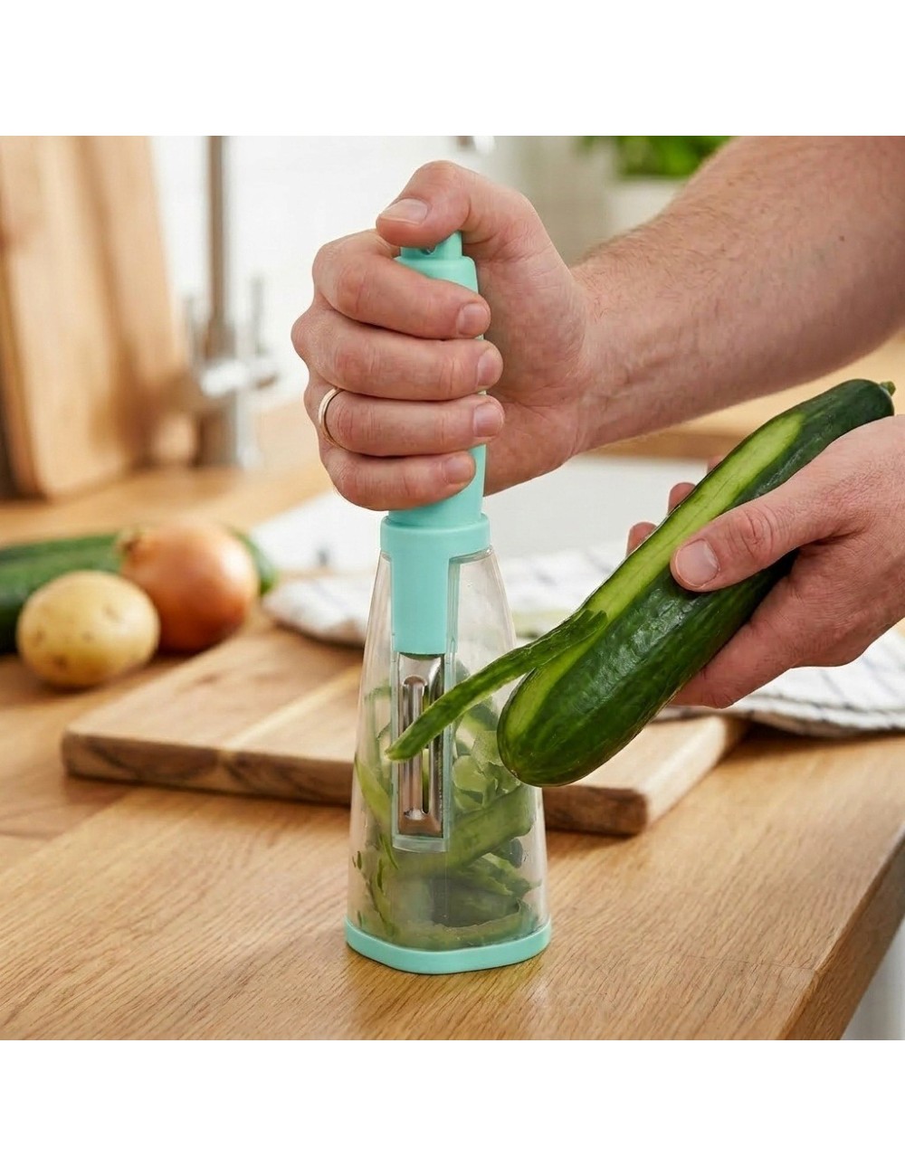Pelador De Verduras Con Contenedor Recolector De Cáscaras