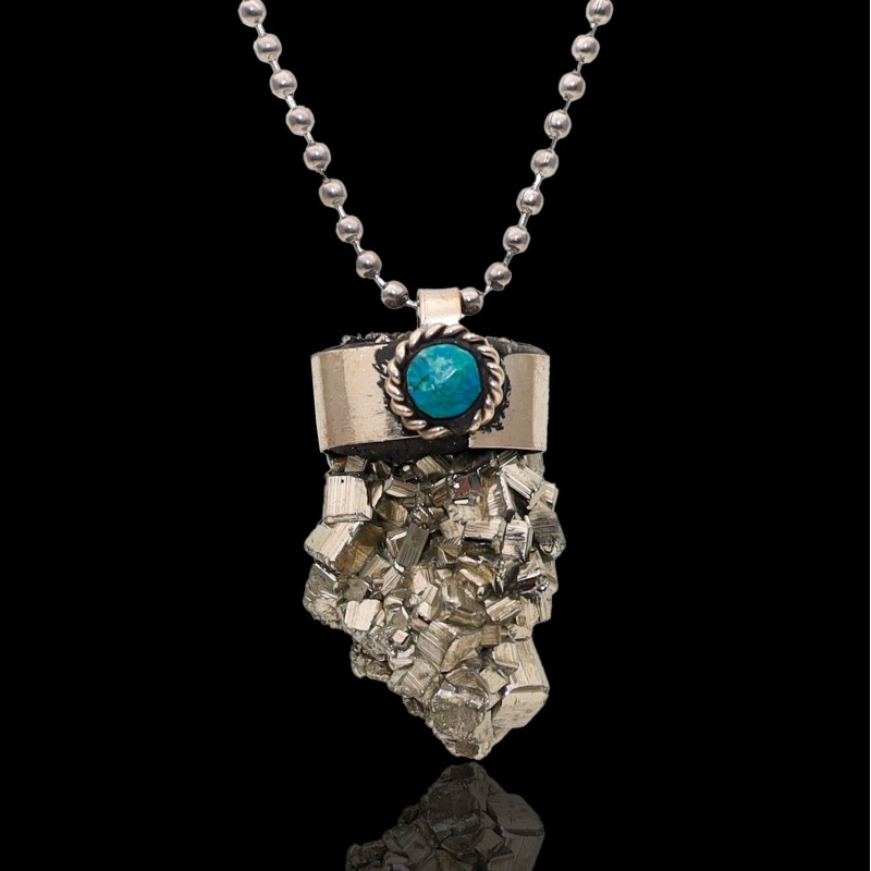 Collar Pirita Acero