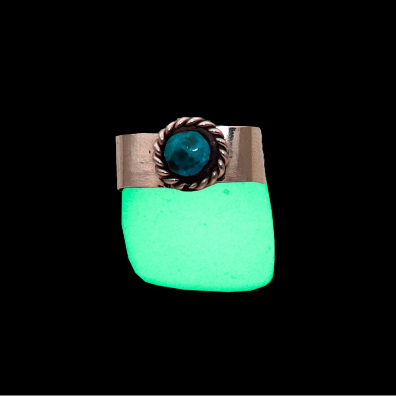 Collar Cubo Luminoso