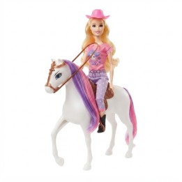 Set Muñeca Fashion Con Caballo Mágico Y Accesorios