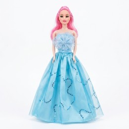 Muñeca Fashion Con Castillo Y 7 Vestidos